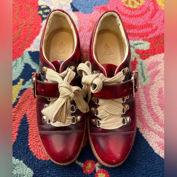 The Office of Angela Scott Mr. Logan Oxfords - Picture 2 of 6